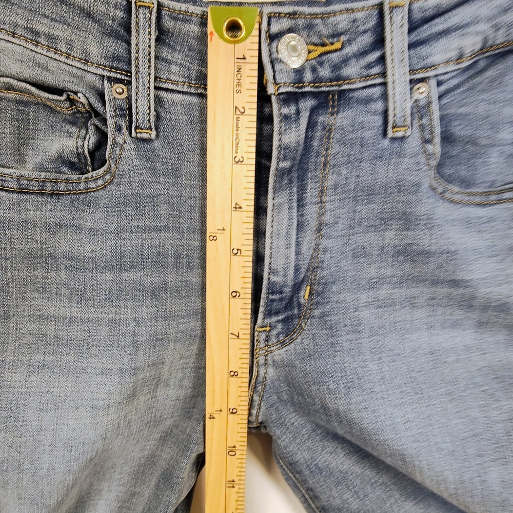 Levis 712 Slim Etroit Jeans Women's 30 Medium Wash Blue Denim Mid Rise Stretch - Picture 12 of 14